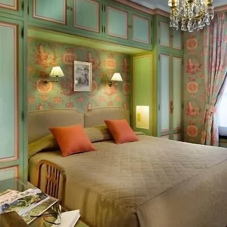 Duc De St-simon Hotel 4*