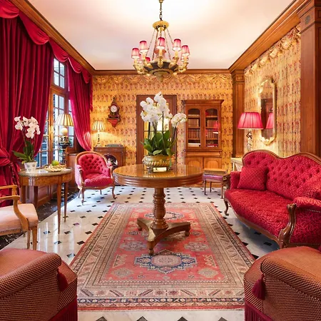Duc De St-simon Hotel